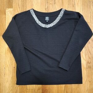 Bobeau Chic‎ Ribbed Diamonds And Pearls Neckline Blouse In Black